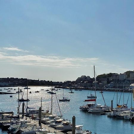Anatoline Audierne Appart'Hotel Vue Mer - Sea & Harbor Stay Bagian luar foto