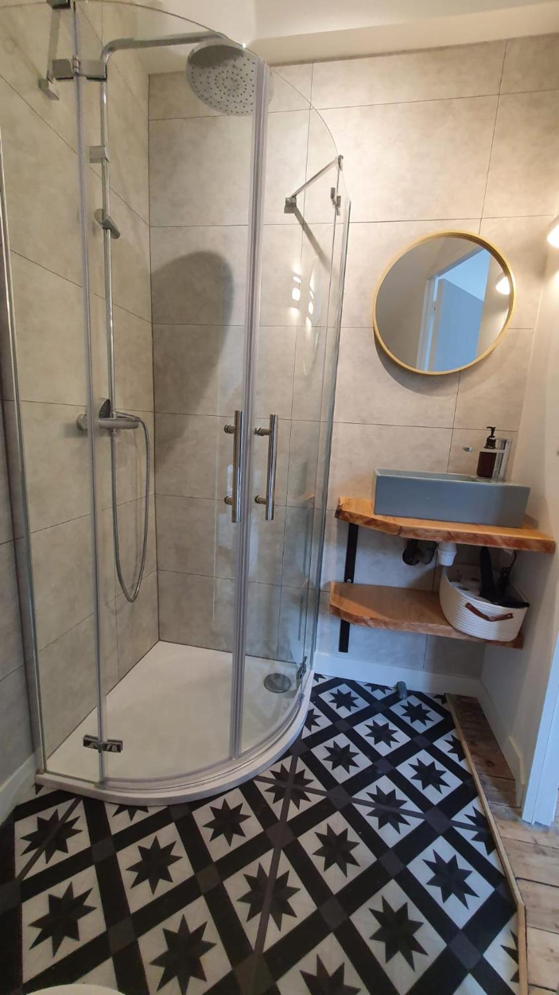 Anatoline Audierne Appart'Hotel Vue Mer - Sea & Harbor Stay Bagian luar foto