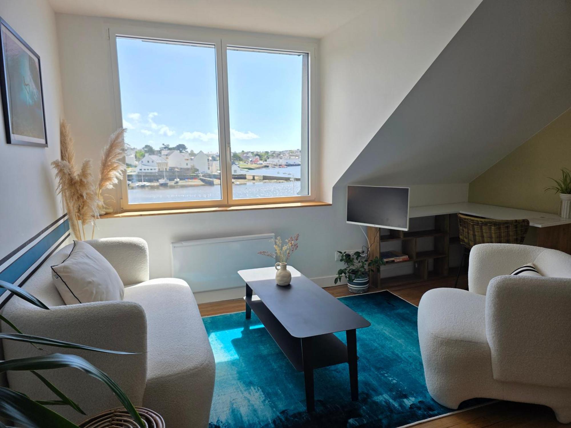 Anatoline Audierne Appart'Hotel Vue Mer - Sea & Harbor Stay Ruang foto